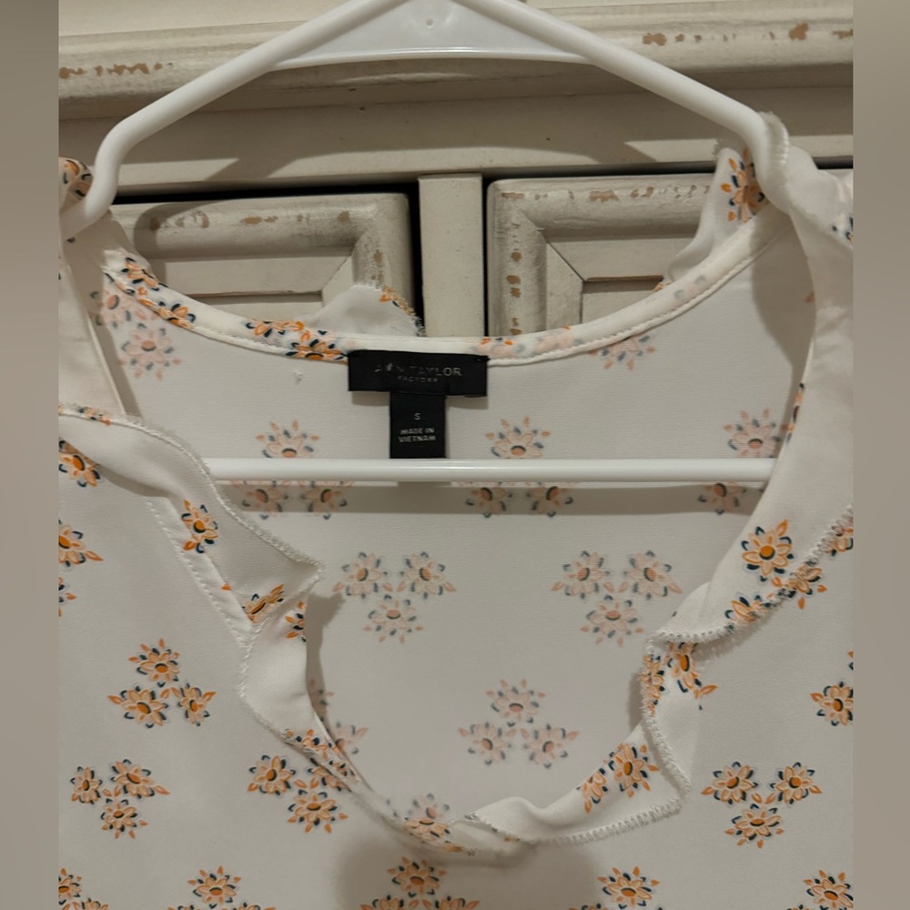 Ann Taylor summer blouse